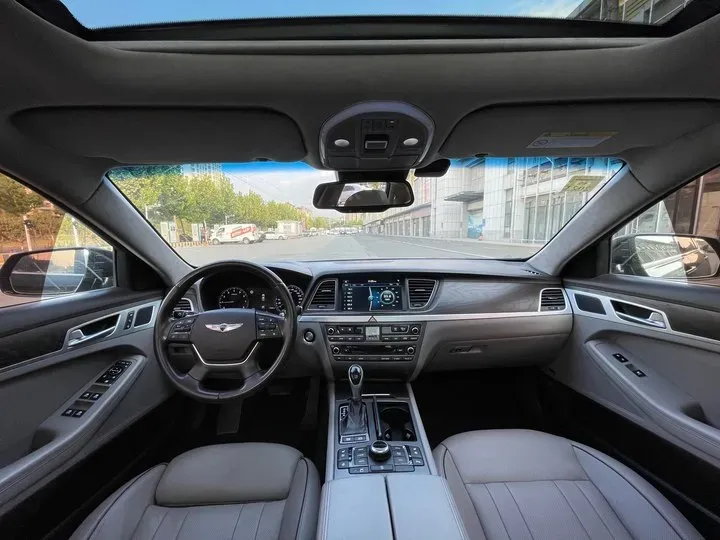 2015 Hyundai Cenesis 3.3L 282HP V6 8AT,autocango,china used car exporter,china ev exporter,chinese used car exporter,chinese used ev exporter