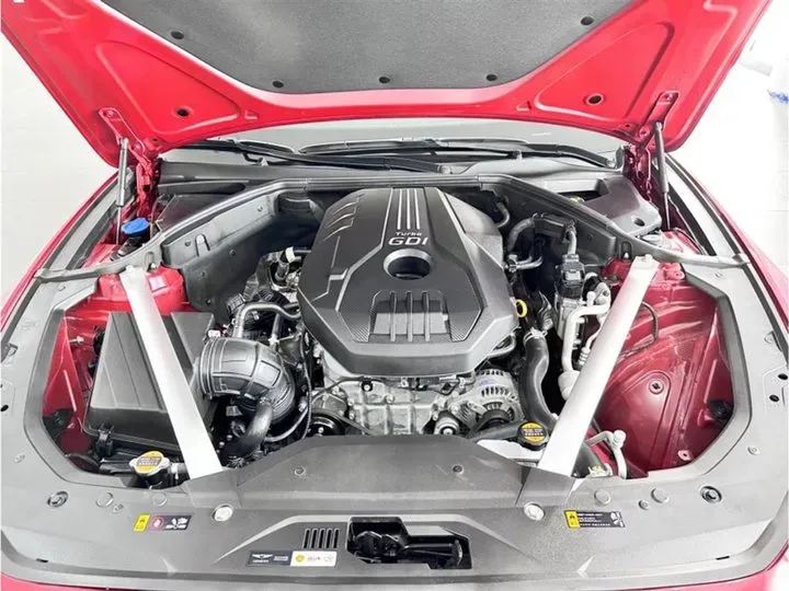 2021 Genesis G70 2.0T 245HP L4 8AT,autocango,china used car exporter,china ev exporter,chinese used car exporter,chinese used ev exporter