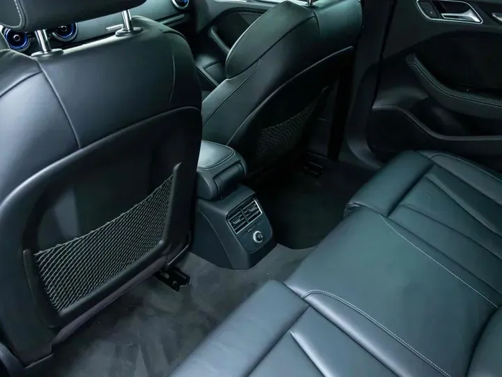 2017 Audi RS 3 2.5T 400HP L5 7DCT,autocango,china used car exporter,china ev exporter,chinese used car exporter,chinese used ev exporter