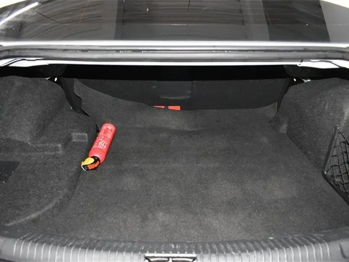 2016 Roewe e550 1.5L 109HP L4 2AT PHEV 12KWH,autocango,china used car exporter,china ev exporter,chinese used car exporter,chinese used ev exporter