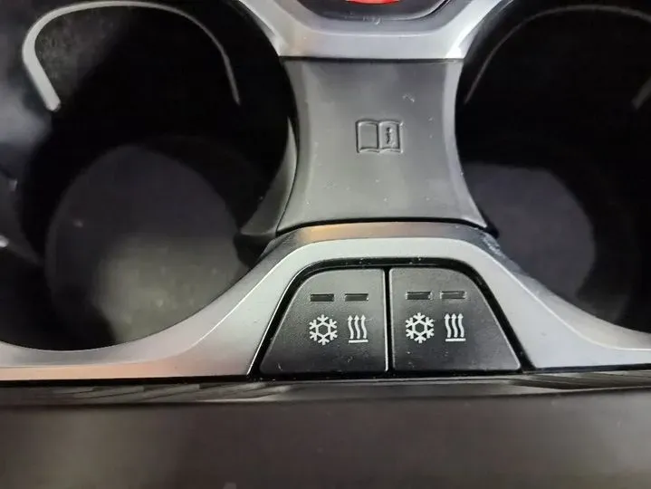 2020 ChangAn Oshan X7 1.5T 178HP L4 7DCT,autocango,china used car exporter,china ev exporter,chinese used car exporter,chinese used ev exporter