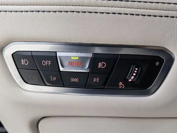 2020 ChangAn Oshan X7 1.5T 178HP L4 7DCT,autocango,china used car exporter,china ev exporter,chinese used car exporter,chinese used ev exporter