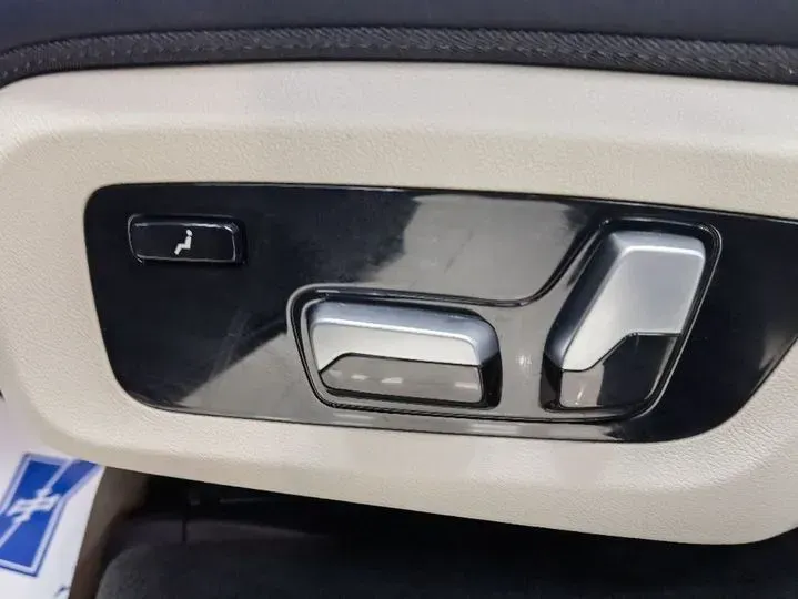 2020 ChangAn Oshan X7 1.5T 178HP L4 7DCT,autocango,china used car exporter,china ev exporter,chinese used car exporter,chinese used ev exporter