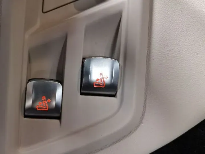 2020 ChangAn Oshan X7 1.5T 178HP L4 7DCT,autocango,china used car exporter,china ev exporter,chinese used car exporter,chinese used ev exporter