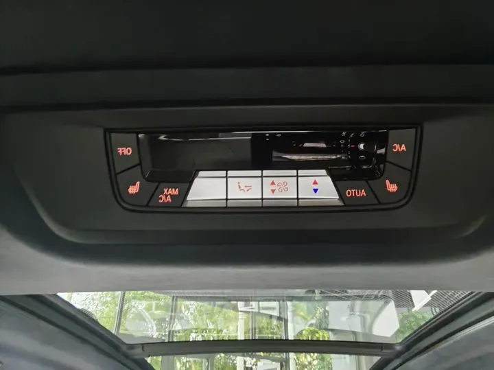 2020 ChangAn Oshan X7 1.5T 178HP L4 7DCT,autocango,china used car exporter,china ev exporter,chinese used car exporter,chinese used ev exporter