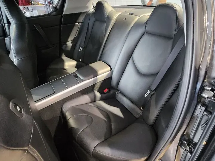 2008 Mazda RX-8 1.3L 205HP R2 6AT,autocango,china used car exporter,china ev exporter,chinese used car exporter,chinese used ev exporter