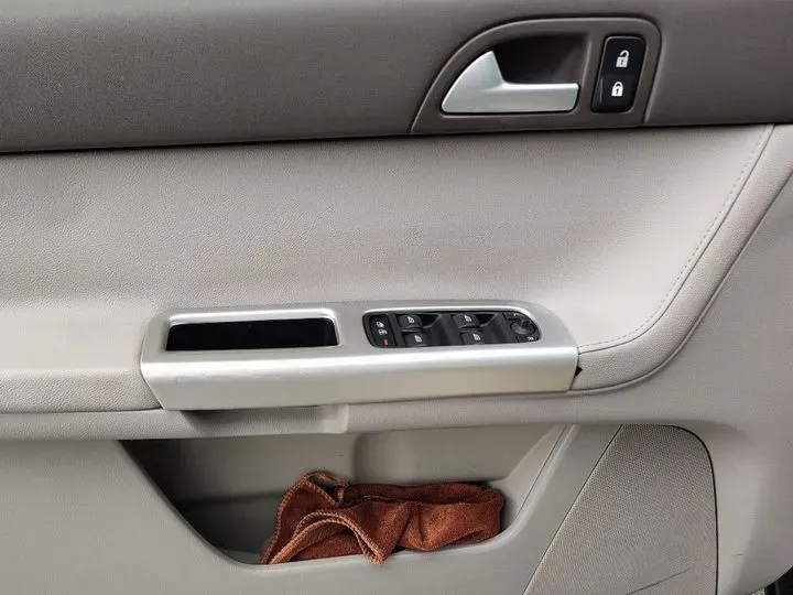 2010 Volvo S40 2.0L 141HP L4 6DCT,autocango,china used car exporter,china ev exporter,chinese used car exporter,chinese used ev exporter