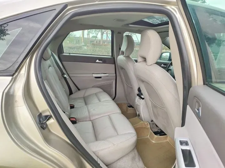 2010 Volvo S40 2.0L 141HP L4 6DCT,autocango,china used car exporter,china ev exporter,chinese used car exporter,chinese used ev exporter