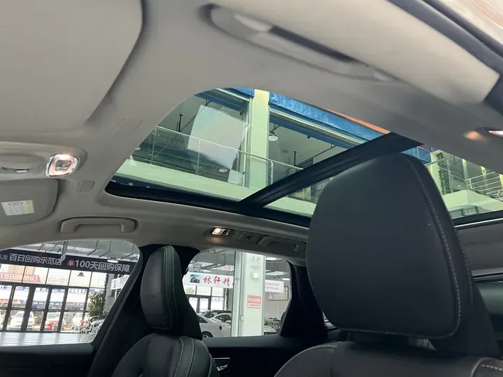 2019 Volvo XC60 2.0T 320HP L4 8AT PHEV 10.1KWH,autocango,china used car exporter,china ev exporter,chinese used car exporter,chinese used ev exporter