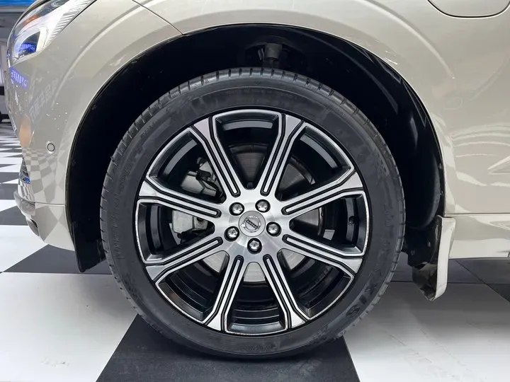 2019 Volvo XC60 2.0T 320HP L4 8AT PHEV 10.1KWH,autocango,china used car exporter,china ev exporter,chinese used car exporter,chinese used ev exporter