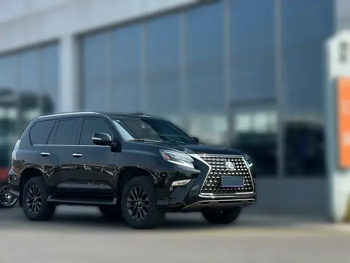 2014 Porsche 918 Spyder 4.6L 608HP V8 7DCT PHEV 6.8KWH