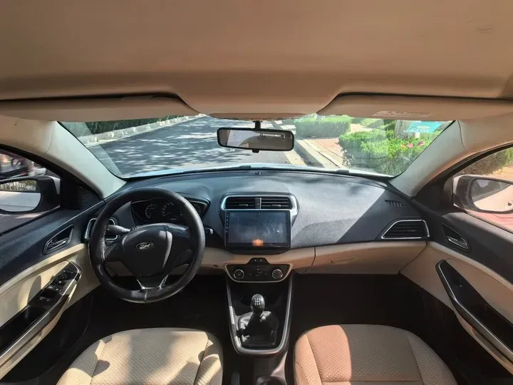 2017 Ford Escort 1.5L 113HP L4 5MT,autocango,china used car exporter,china ev exporter,chinese used car exporter,chinese used ev exporter
