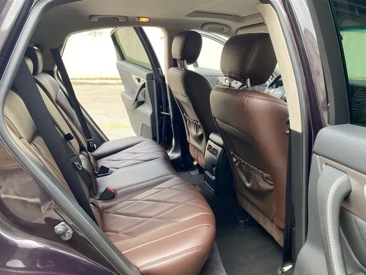 2013 Infiniti QX70 3.7L 351HP V6 7AT,autocango,china used car exporter,china ev exporter,chinese used car exporter,chinese used ev exporter