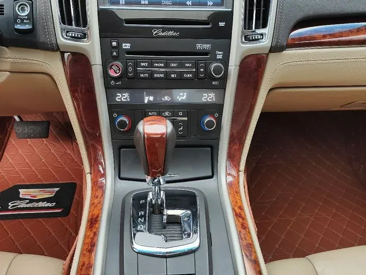 2012 Cadillac SLS 2.0T 262HP L4 6AT,autocango,china used car exporter,china ev exporter,chinese used car exporter,chinese used ev exporter