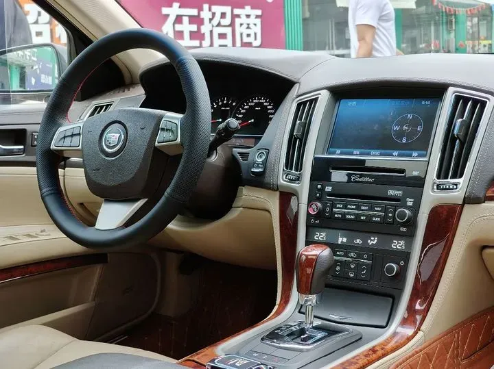 2012 Cadillac SLS 2.0T 262HP L4 6AT,autocango,china used car exporter,china ev exporter,chinese used car exporter,chinese used ev exporter