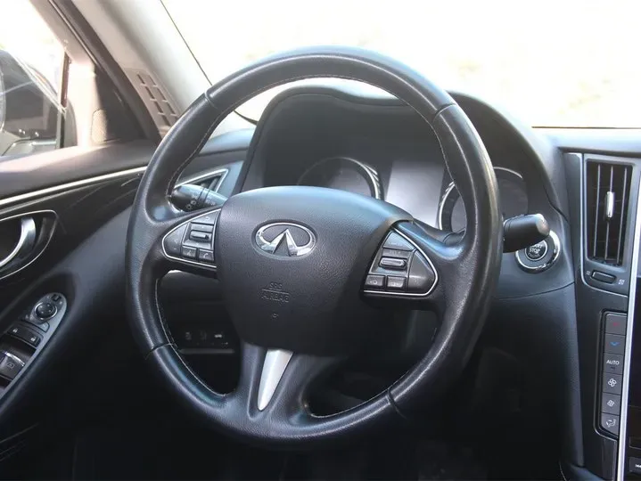 2014 Infiniti Q50 2.0T 211HP L4 7AT,autocango,china used car exporter,china ev exporter,chinese used car exporter,chinese used ev exporter