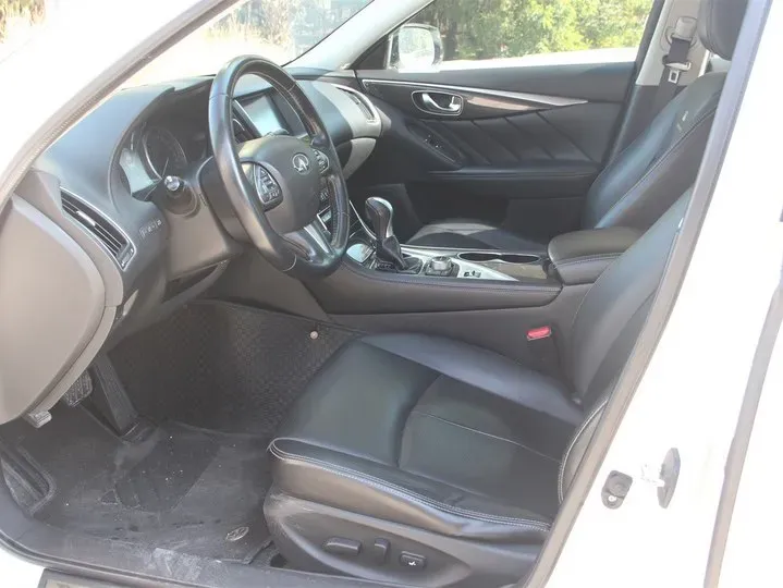 2014 Infiniti Q50 2.0T 211HP L4 7AT,autocango,china used car exporter,china ev exporter,chinese used car exporter,chinese used ev exporter