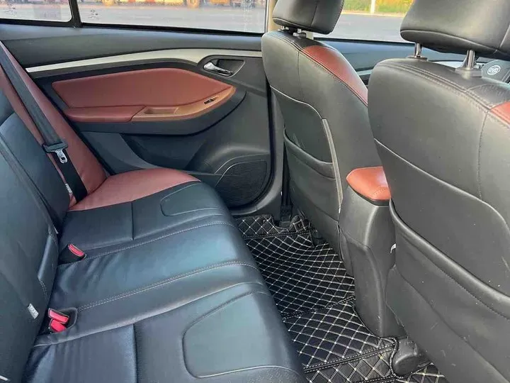 2014 BYD G5 1.5T 154HP L4 6DCT,autocango,china used car exporter,china ev exporter,chinese used car exporter,chinese used ev exporter