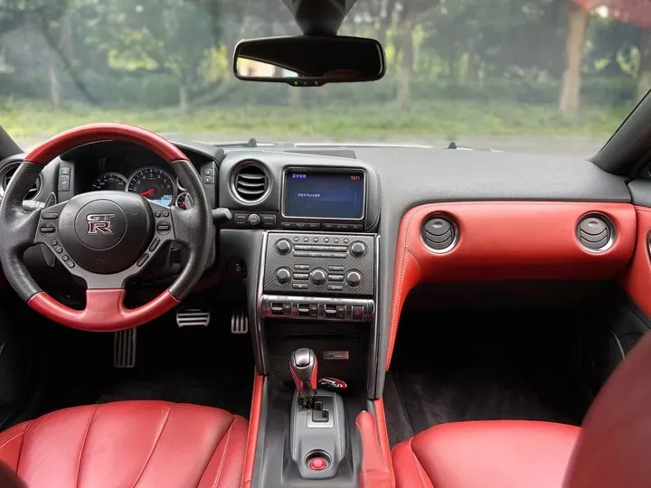 2014 Nissan GT-R 3.8T 540HP V6 6DCT,autocango,china used car exporter,china ev exporter,chinese used car exporter,chinese used ev exporter