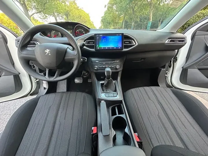 2015 Peugeot 308S 1.2T 136HP L3 6AT,autocango,china used car exporter,china ev exporter,chinese used car exporter,chinese used ev exporter