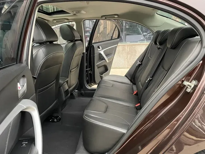 2015 Geely Emgrand 1.5L 109HP L4 CVT,autocango,china used car exporter,china ev exporter,chinese used car exporter,chinese used ev exporter