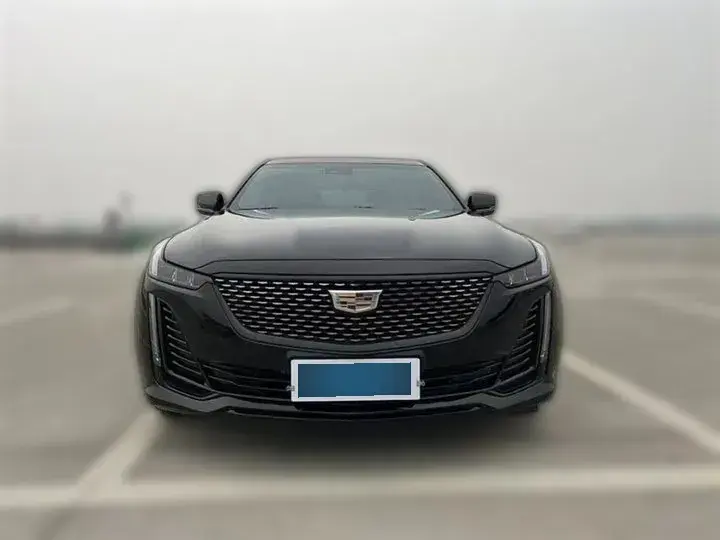 2022 Cadillac CT5 2.0T 237HP L4 10AT