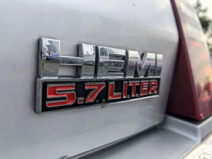 2006 Chrysler 300C 5.7L 342HP V8 5AT,autocango,china used car exporter,china ev exporter,chinese used car exporter,chinese used ev exporter