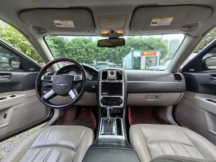 2006 Chrysler 300C 5.7L 342HP V8 5AT,autocango,china used car exporter,china ev exporter,chinese used car exporter,chinese used ev exporter