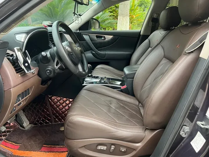 2010 Infiniti FX 3.5L 332HP V6 7AT,autocango,china used car exporter,china ev exporter,chinese used car exporter,chinese used ev exporter