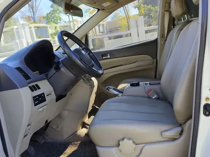 2013 BYD M6 2.4L 167HP L4 6MT,autocango,china used car exporter,china ev exporter,chinese used car exporter,chinese used ev exporter