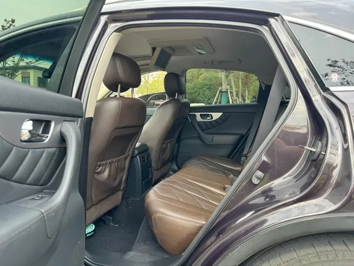 2011 Infiniti FX 3.5L 332HP V6 7AT,autocango,china used car exporter,china ev exporter,chinese used car exporter,chinese used ev exporter