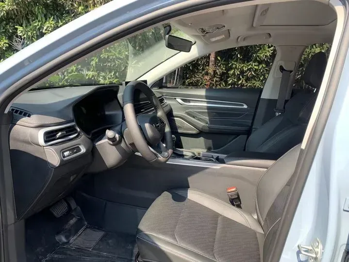 2023 Geely Emgrand 1.5L 127HP L4 CVT,autocango,china used car exporter,china ev exporter,chinese used car exporter,chinese used ev exporter