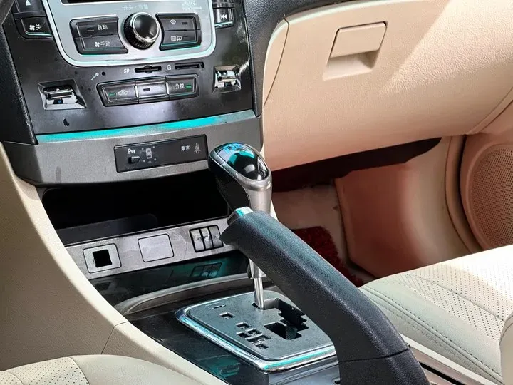 2013 BYD G6 1.5T 154HP L4 6DCT,autocango,china used car exporter,china ev exporter,chinese used car exporter,chinese used ev exporter