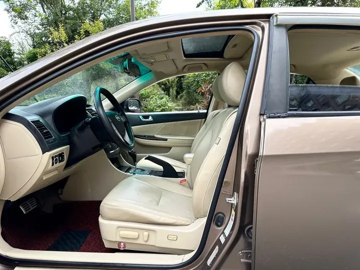 2013 BYD G6 1.5T 154HP L4 6DCT,autocango,china used car exporter,china ev exporter,chinese used car exporter,chinese used ev exporter