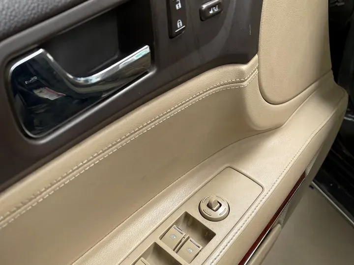 2012 Cadillac SLS 2.0T 262HP L4 6AT,autocango,china used car exporter,china ev exporter,chinese used car exporter,chinese used ev exporter