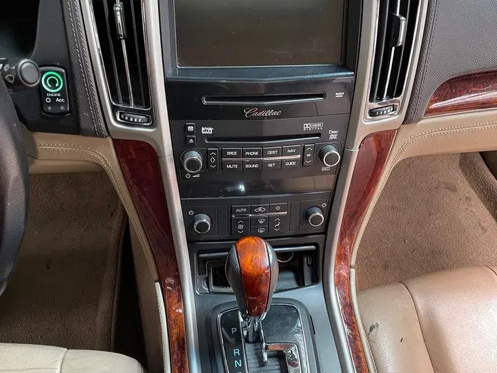 2012 Cadillac SLS 2.0T 262HP L4 6AT,autocango,china used car exporter,china ev exporter,chinese used car exporter,chinese used ev exporter