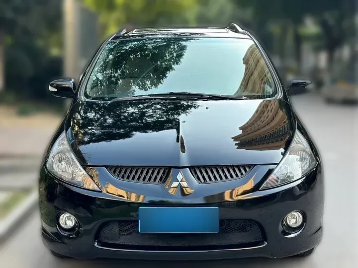2006 Mitsubishi Grandis 2.4L 165HP L4 4AT,autocango,china used car exporter,china ev exporter,chinese used car exporter,chinese used ev exporter