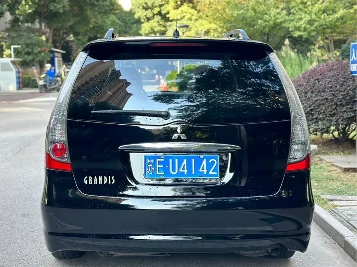 2006 Mitsubishi Grandis 2.4L 165HP L4 4AT,autocango,china used car exporter,china ev exporter,chinese used car exporter,chinese used ev exporter