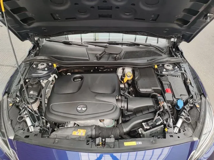 2017 Infiniti QX30 1.6T 156HP L4 7DCT,autocango,china used car exporter,china ev exporter,chinese used car exporter,chinese used ev exporter