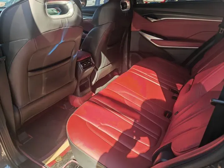 2020 ChangAn CS75 Plus 2.0T 233HP L4 8AT,autocango,china used car exporter,china ev exporter,chinese used car exporter,chinese used ev exporter