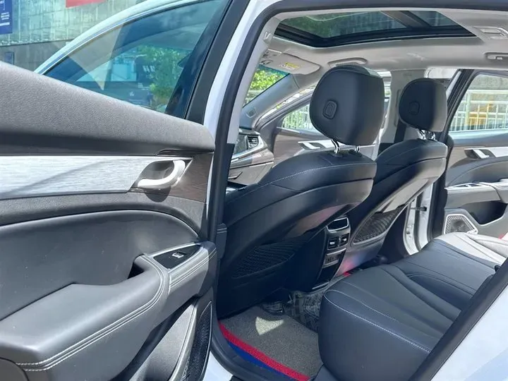 2021 Geely Emgrand GT 1.8T 184HP L4 7DCT,autocango,china used car exporter,china ev exporter,chinese used car exporter,chinese used ev exporter