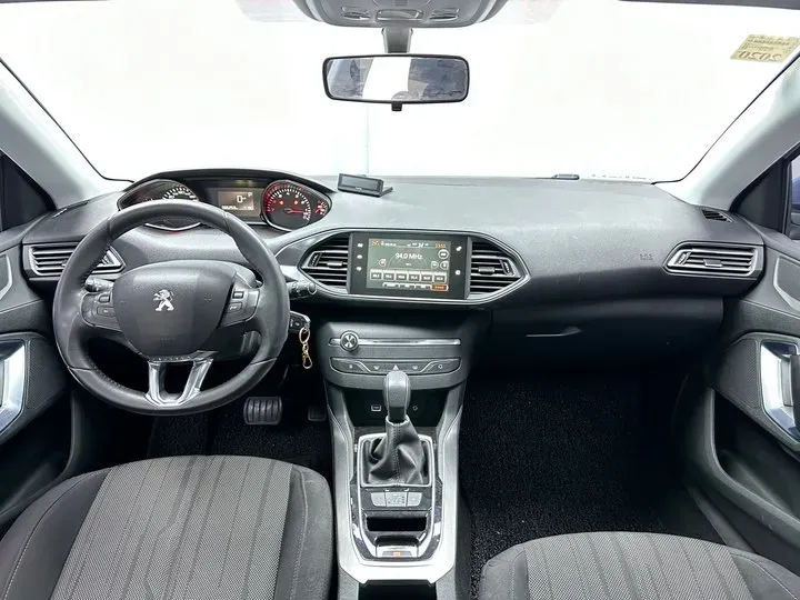 2015 Peugeot 308S 1.6T 167HP L4 6AT,autocango,china used car exporter,china ev exporter,chinese used car exporter,chinese used ev exporter