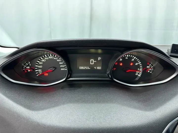 2015 Peugeot 308S 1.6T 167HP L4 6AT,autocango,china used car exporter,china ev exporter,chinese used car exporter,chinese used ev exporter