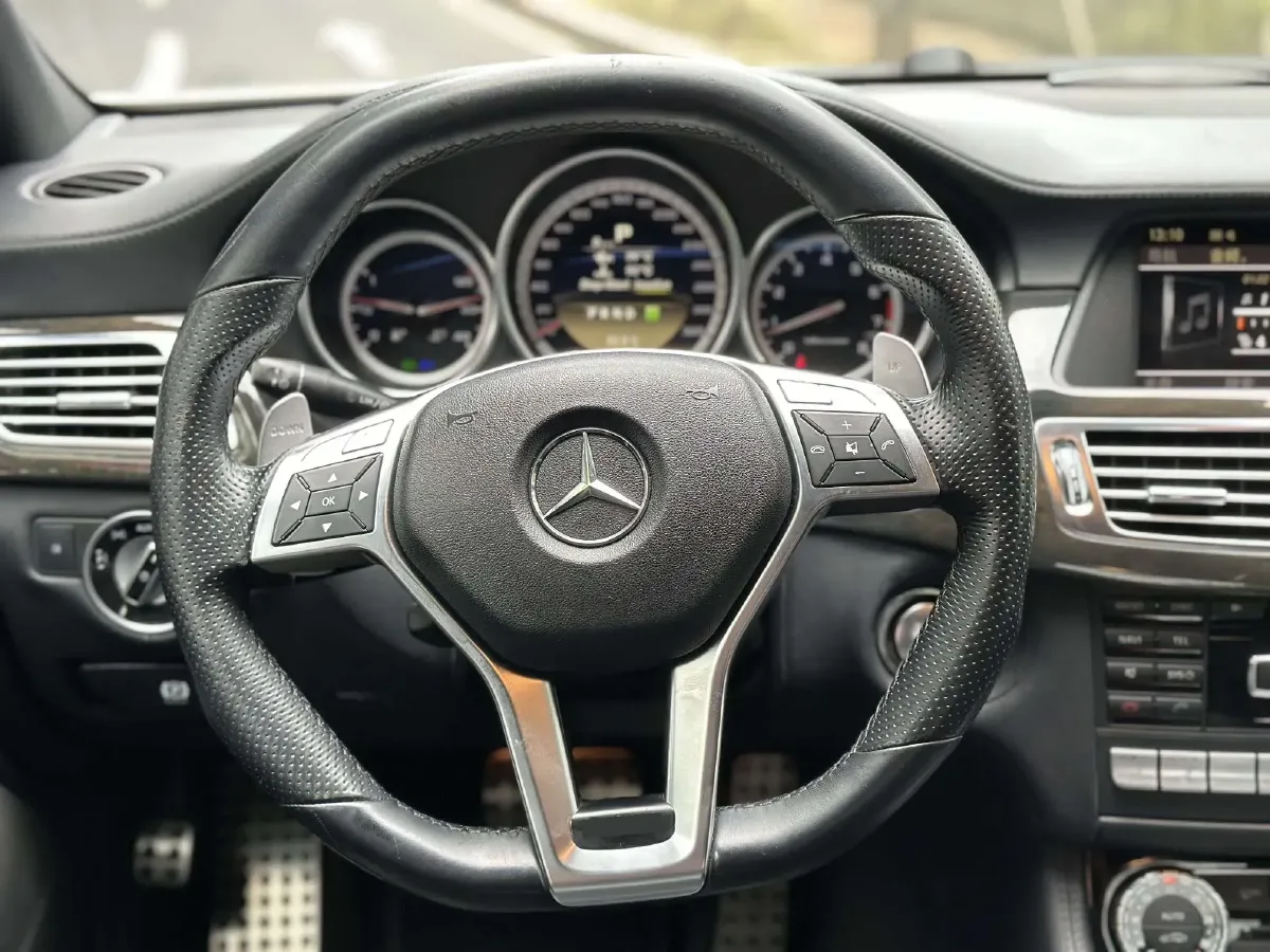 2012 Mercedes-Benz CLS AMG 5.5T 525HP V8 7AT,autocango,china used car exporter,china ev exporter,chinese used car exporter,chinese used ev exporter