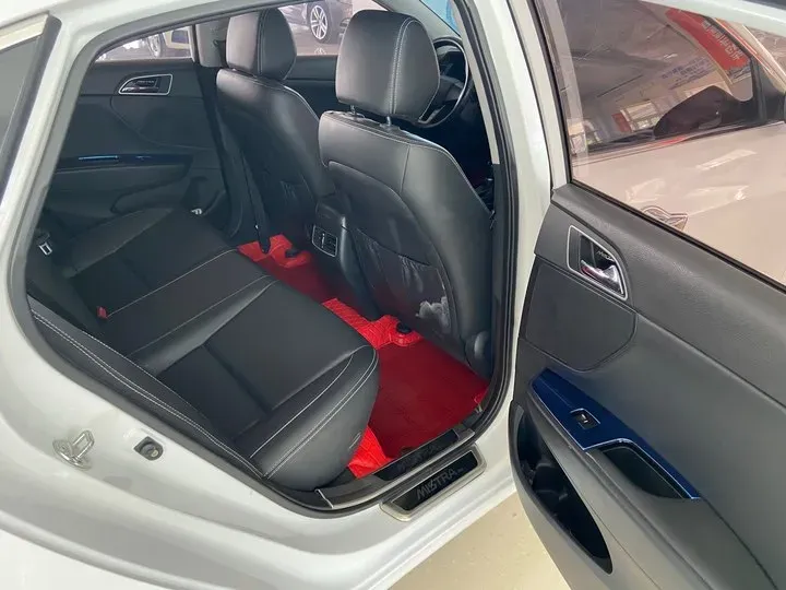 2017 Hyundai Mistra 1.6T 175HP L4 7DCT,autocango,china used car exporter,china ev exporter,chinese used car exporter,chinese used ev exporter