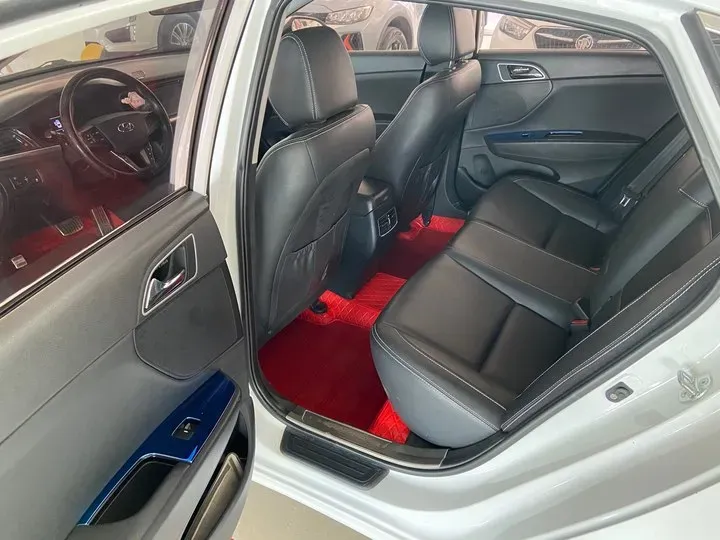 2017 Hyundai Mistra 1.6T 175HP L4 7DCT,autocango,china used car exporter,china ev exporter,chinese used car exporter,chinese used ev exporter