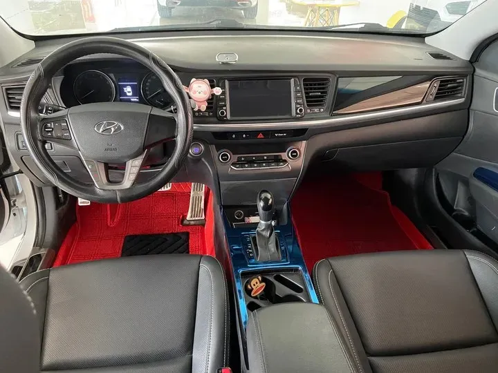 2017 Hyundai Mistra 1.6T 175HP L4 7DCT,autocango,china used car exporter,china ev exporter,chinese used car exporter,chinese used ev exporter
