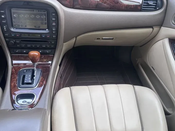 2004 Jaguar S-TYPE 3.0L 244HP V6 6AT,autocango,china used car exporter,china ev exporter,chinese used car exporter,chinese used ev exporter
