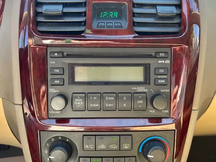 2009 Hyundai MoInca 2.0L 137HP L4 4AT,autocango,china used car exporter,china ev exporter,chinese used car exporter,chinese used ev exporter