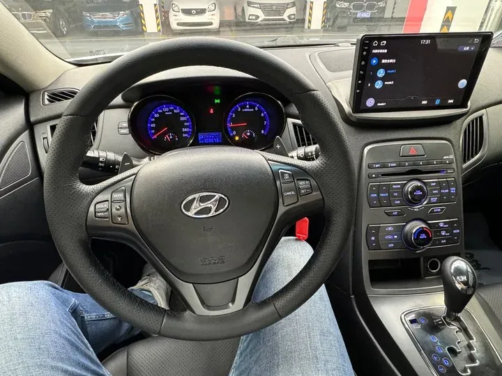 2009 Hyundai Rohens-Coupe 2.0T 210HP L4 5AT,autocango,china used car exporter,china ev exporter,chinese used car exporter,chinese used ev exporter